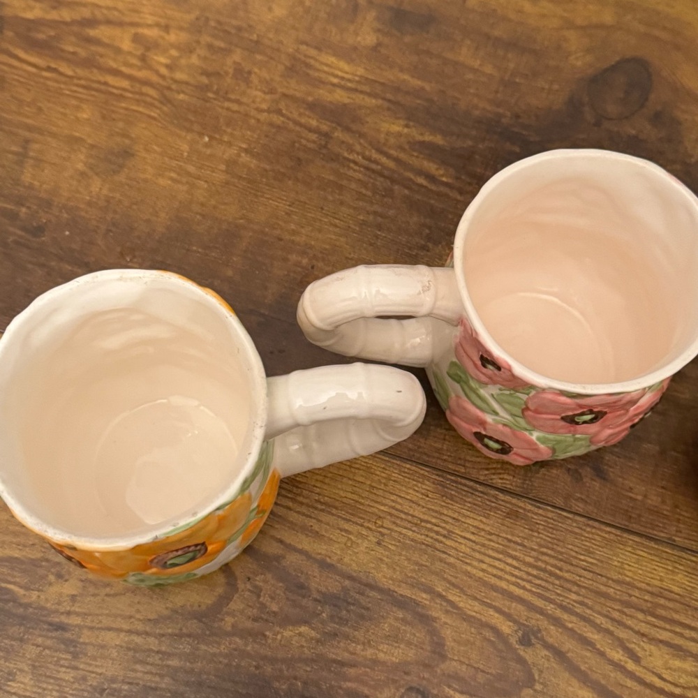 Shafford Fleurs du Jour Floral Relief Mugs Set of‎ 4 Handpainted 1988 Vintage - Picture 8 of 11
